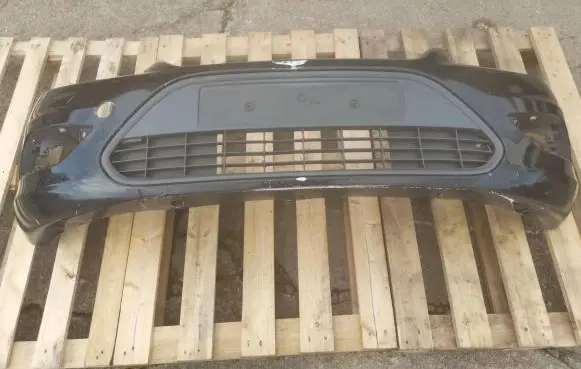 Ford Focus Front bumper 8M517081HB