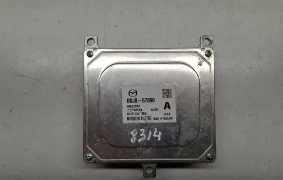 Mazda 3 Headlight ballast module Xenon B0J867890