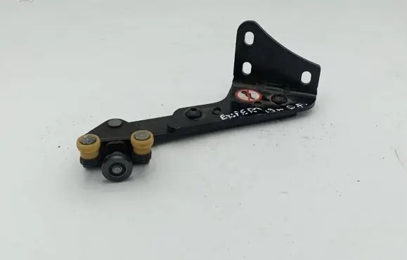 Peugeot Expert Sliding door lower roller guide/hinge 98080758 9796901
