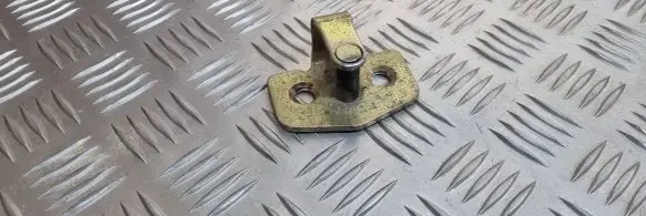 Opel Astra G Front door lock loop/hook striker 