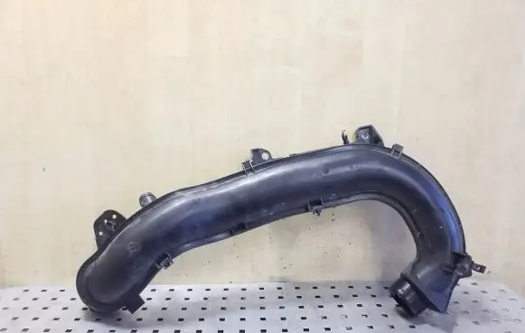 Ford Kuga II Intercooler hose/pipe AV619C623BE