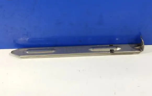 Volvo S80 Headlight/headlamp mounting bracket 30678340