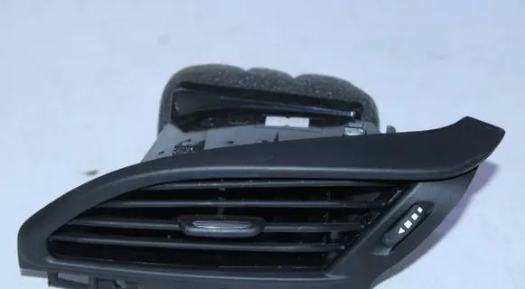 Fiat Tipo Dashboard side air vent grill/cover trim 07356936020 356YAN