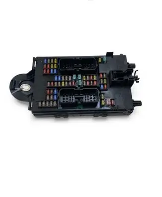 Volvo XC90 Fuse module 31346672