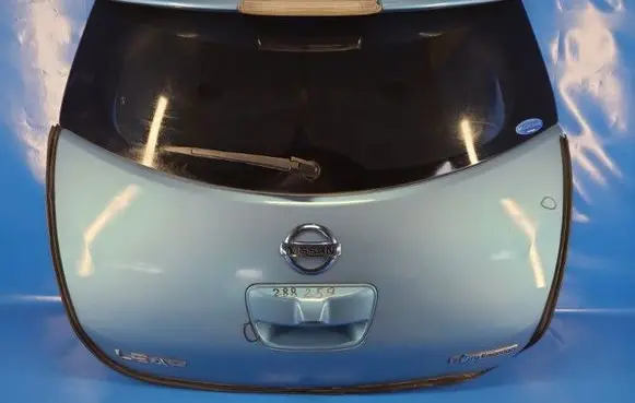 Nissan Leaf I (ZE0) Tailgate/trunk/boot lid K010M3NAMB
