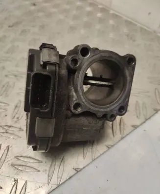 Volvo V40 Throttle valve 28275019 9673534480