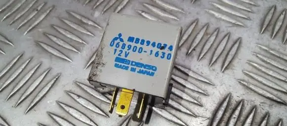 Mitsubishi Space Runner Other relay MB94074 068900-1630