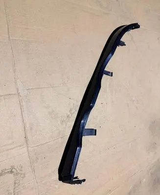 BMW 3 E46 Under headlight/headlamp trim 8208482
