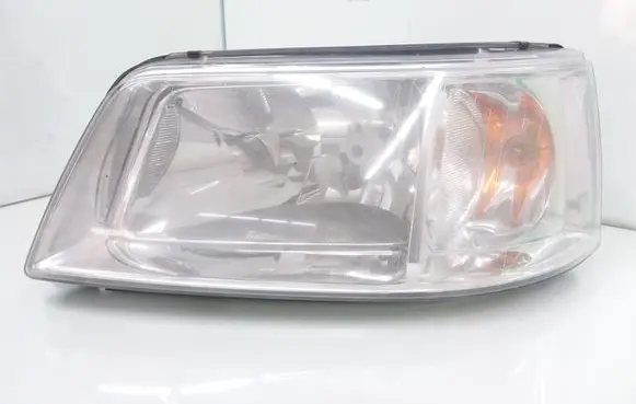 Volkswagen Transporter - Caravelle T5 Headlight/headlamp 7H1941015J