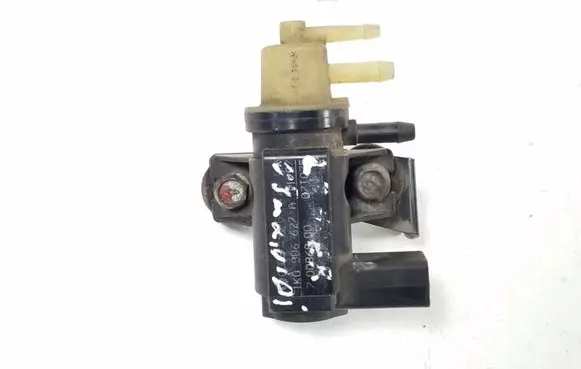 Volkswagen Golf V Turbo solenoid valve 1K0906627A