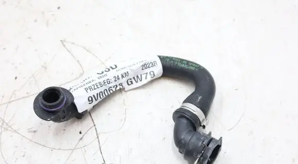 BMW X5 G05 Engine coolant pipe/hose 8598363