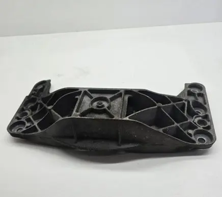 BMW 6 E63 E64 Gearbox mounting bracket 13992010 ENAC46000