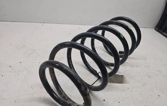 Opel Omega B2 Front coil spring 