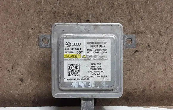 Audi A4 S4 B8 8K Headlight ballast module Xenon 8K0941597E