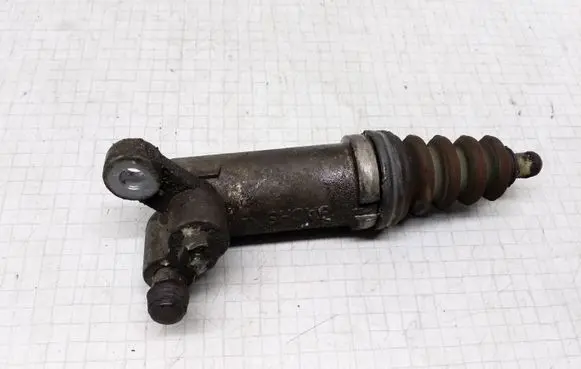 Audi A6 S6 C4 4A Clutch slave cylinder 4A0721261