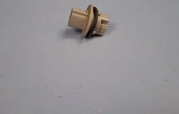 Suzuki Grand Vitara II 12 V Socket (front) 3511875H20