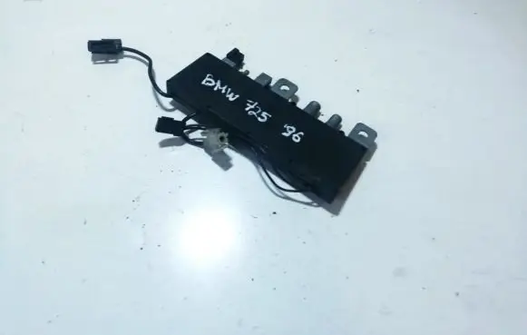 BMW 7 E38 Antenna control unit 65258352774