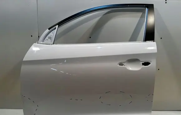 Hyundai Tucson TL Front door