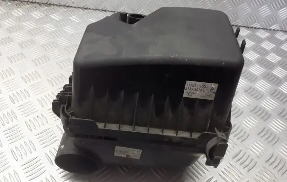 Toyota Corolla E140 E150 Air filter box 17705-0T090