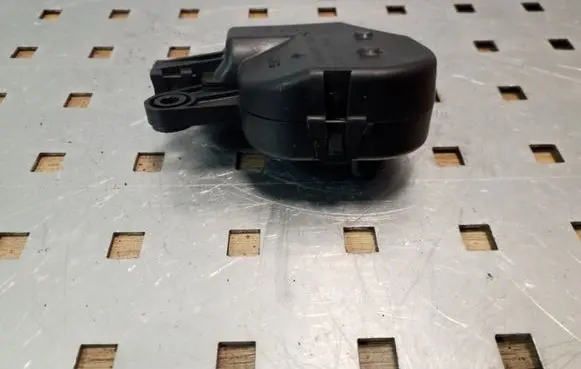Chrysler Voyager Air flap motor/actuator 04885465AA