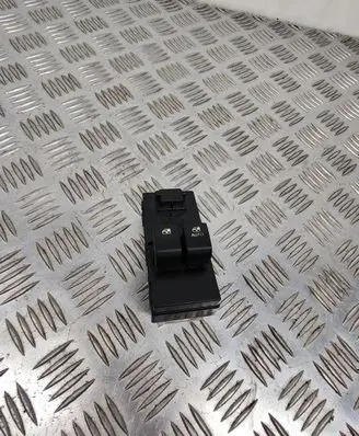 KIA Ceed Electric window control switch 935701H020