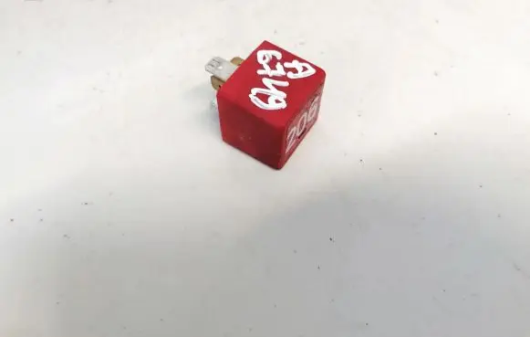 Audi TT Mk1 Other relay 431951253f 20202001
