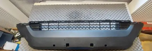 Front bumper lower grill