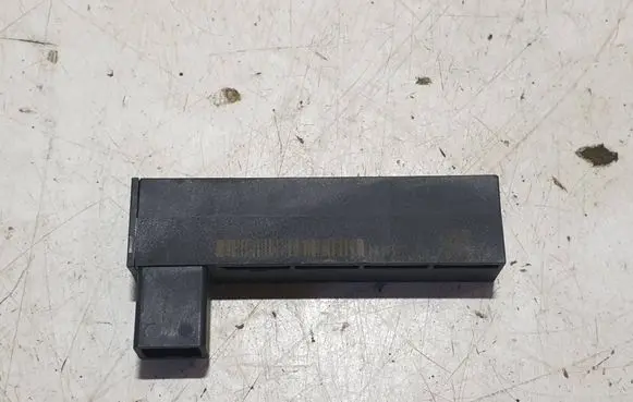 Volvo V60 Aerial antenna amplifier 31346697 16991818