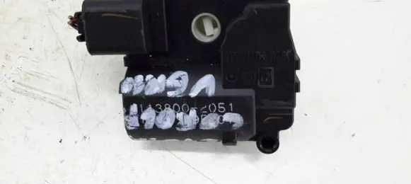 Toyota Corolla Verso E121 Air flap motor/actuator 1138002051