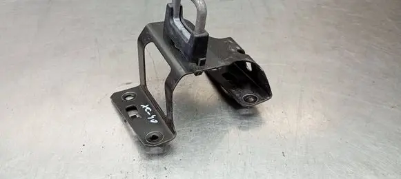Volvo XC40 Engine bonnet/hood lock/latch loop/hook 32244455
