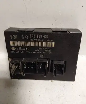 Audi A3 S3 8P Comfort/convenience module 8P0959433 5DK00858335