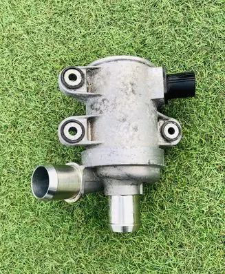 Ford Kuga III Water pump