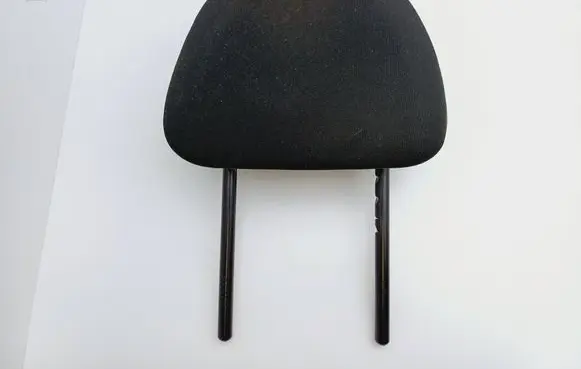 Mitsubishi Colt Front seat headrest 