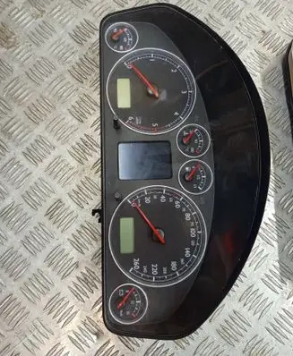 Volkswagen Sharan Speedometer (instrument cluster) 7M3920840G 2803010202 YM2110849ADB