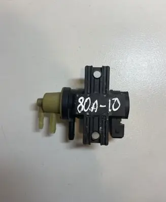 Opel Vivaro Turbo solenoid valve 149566740R