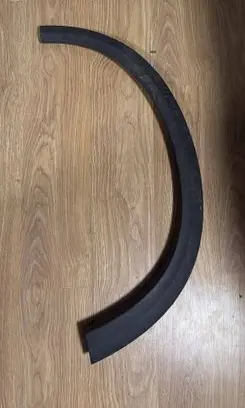 Front arch trim