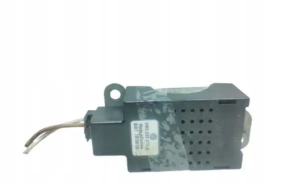 Volkswagen Golf VI LED ballast control module 