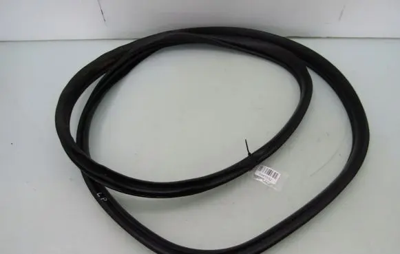 Mazda 3 Front door rubber seal 