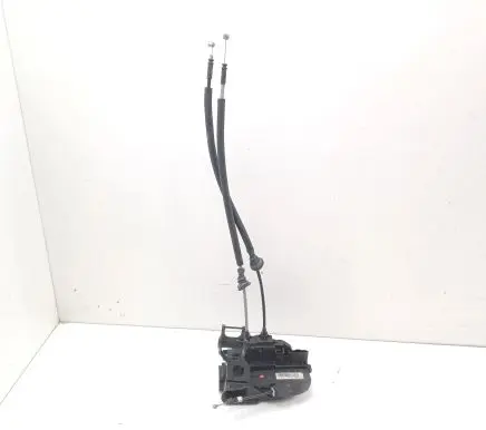 Hyundai Santa Fe Front door lock 813202B030