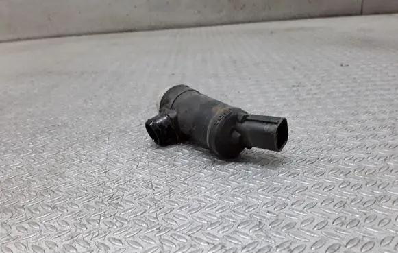 Subaru Outback Windscreen/windshield washer pump