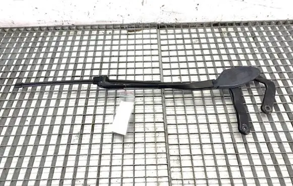 Mercedes-Benz E W211 Front wiper blade arm A2118201244