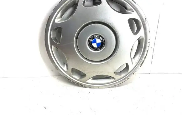 BMW 3 E90 E91 R15 wheel hub/cap/trim 36131180104 1180104