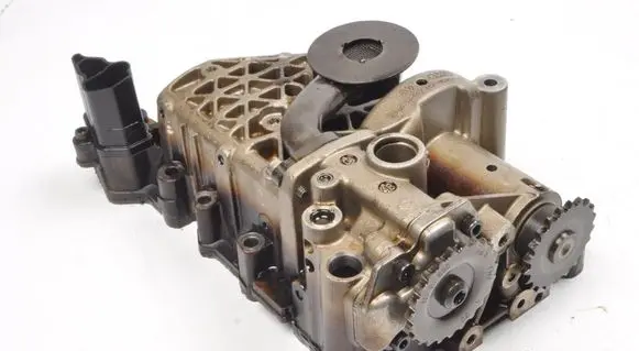 Volkswagen PASSAT B6 Oil pump 06B103535B