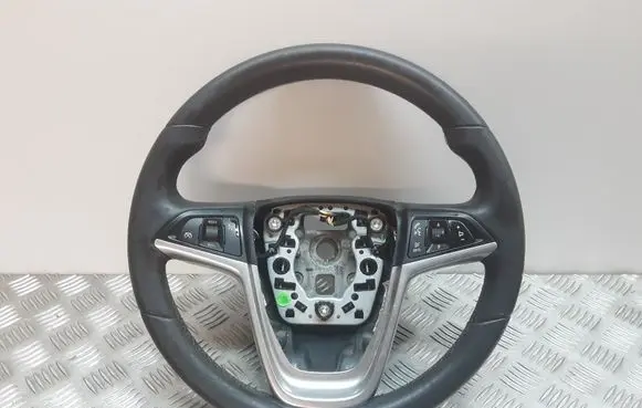 Opel Insignia A Steering wheel 13306885