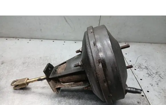 Volkswagen Polo II 86C 2F Brake booster 