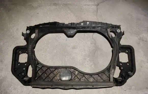 Audi A6 S6 C6 4F Radiator support slam panel 8106