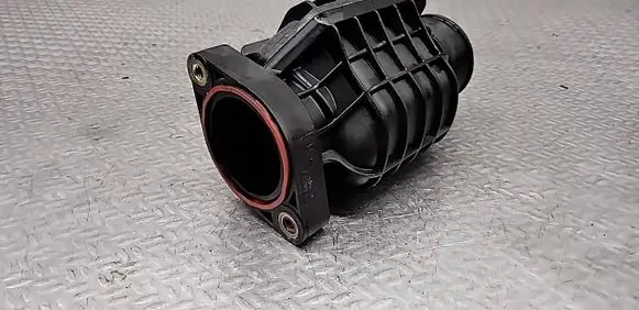 Citroen C4 II Picasso Intake resonator 9687261180