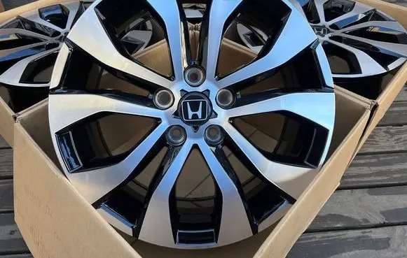 Honda Civic IX R17 alloy rim 403000483R