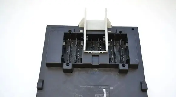 Audi A3 S3 8V Central body control module 5Q0937085AB
