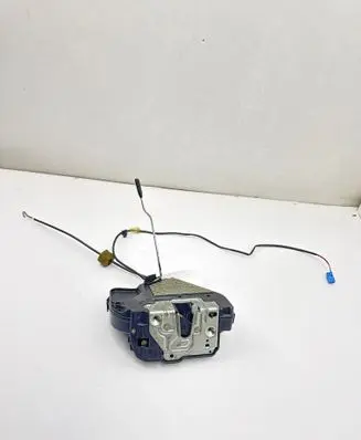Mercedes-Benz CLS C219 Rear door lock 2197300235 219730023501